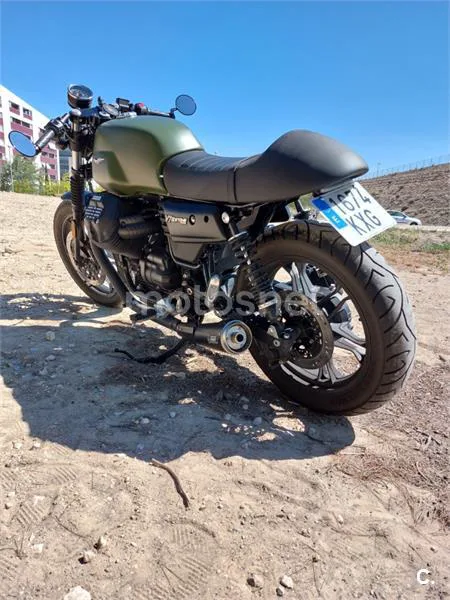 Moto Guzzi V7 III – Vista 3