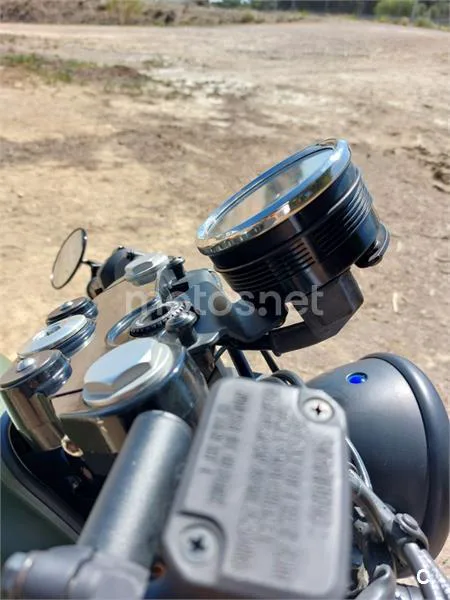 Moto Guzzi V7 III – Vista 4