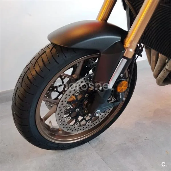Honda CB 650 R – Vista 14