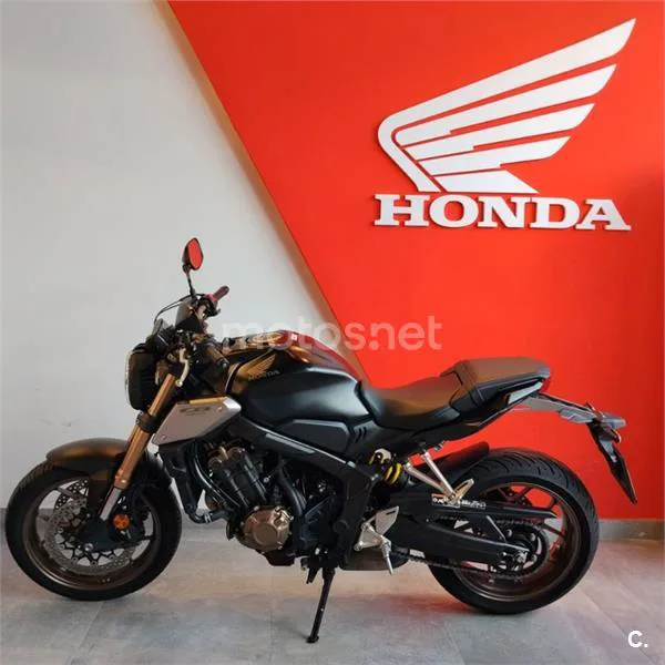 Honda CB 650 R – Vista 3