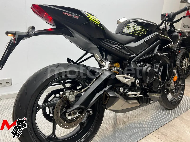 Triumph Street Triple 765 – Vista 4