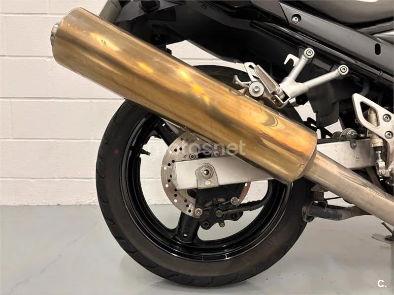 Suzuki GSF Bandit 650 S – Vista 13