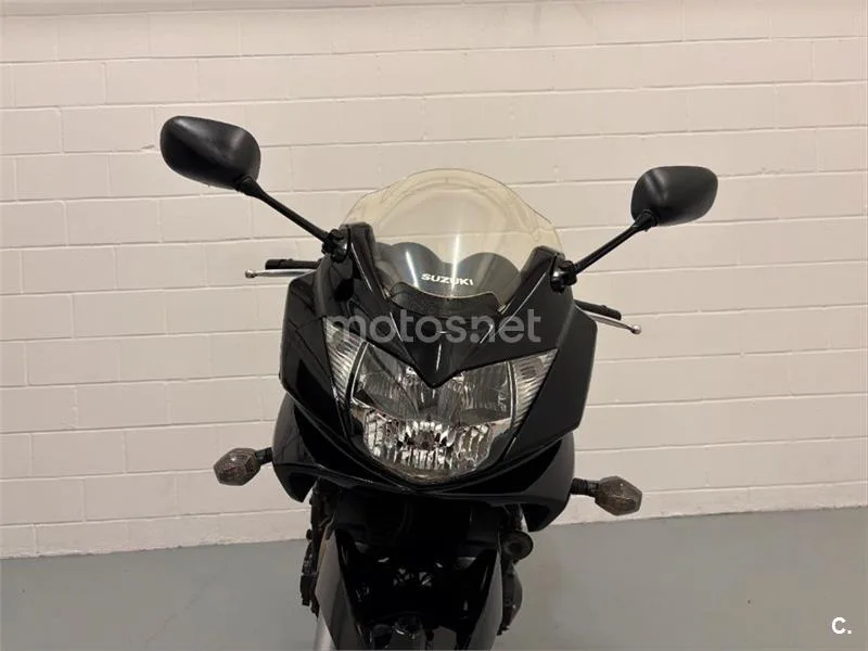 Suzuki GSF Bandit 650 S – Vista 18