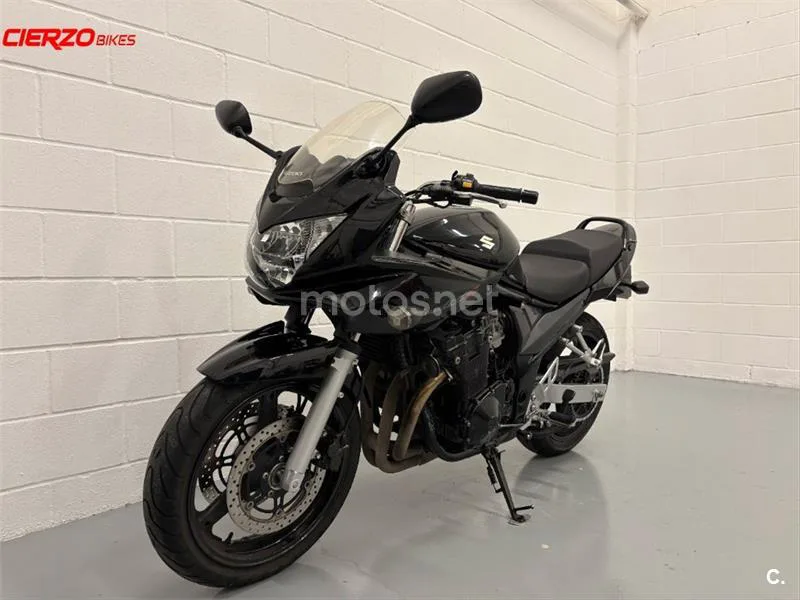 Suzuki GSF Bandit 650 S – Vista 19
