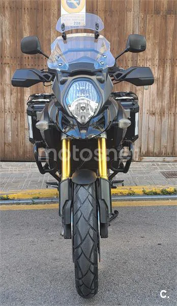 Suzuki V-Strom 1000 - Vista 4