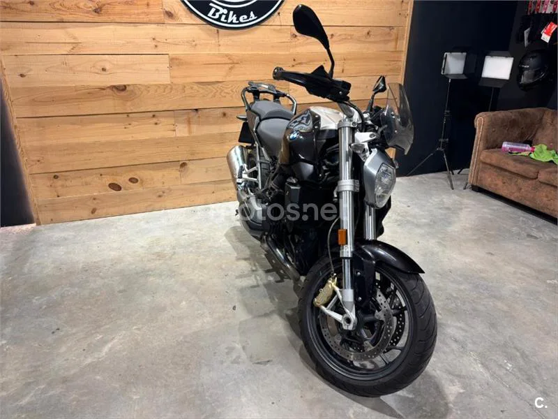 BMW R 1200 R – Vista 12