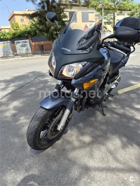 Honda CBF 600S – Vista 17