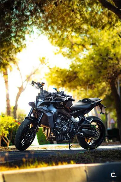 Yamaha MT-09 – Vista 3