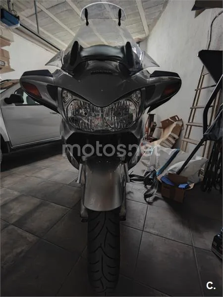 Honda Pan-European ST 1300 – Vista 4