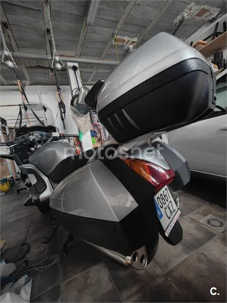 Honda Pan-European ST 1300 – Vista 10