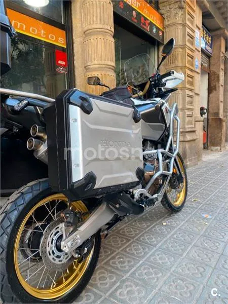 Honda CRF 1000L Africa Twin – Vista 17