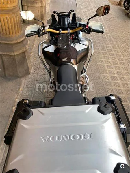 Honda CRF 1000L Africa Twin – Vista 19