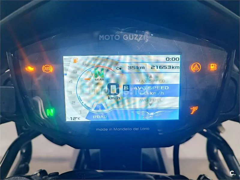 Moto Guzzi V85 TT – Vista 11