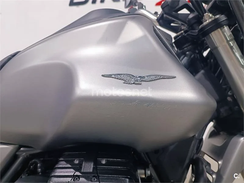 Moto Guzzi V85 TT – Vista 12
