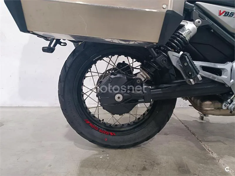 Moto Guzzi V85 TT – Vista 18