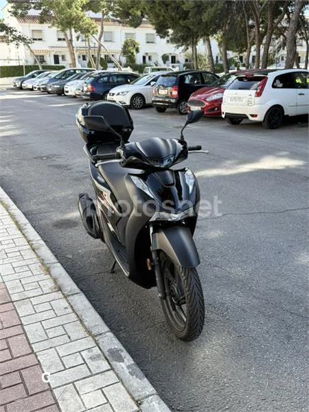 Honda SH125i – Vista 2