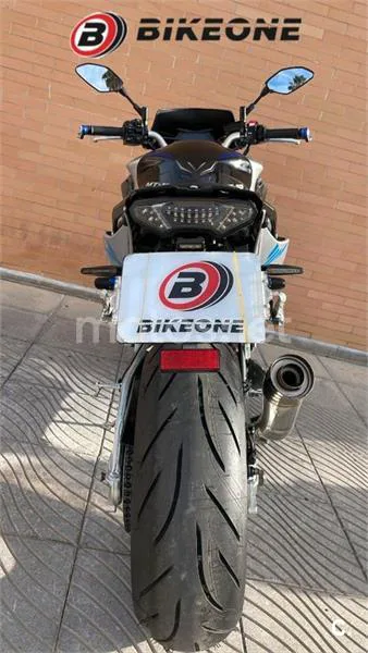 Yamaha MT-10 – Vista 6