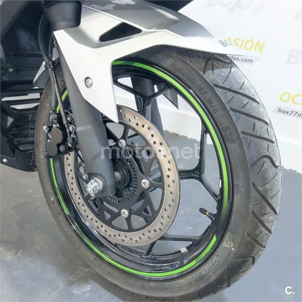 Kawasaki Ninja e-1 – Vista 17