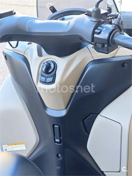 Yamaha Tricity 125 – Vista 9