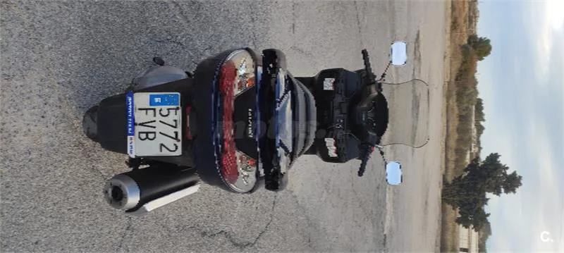 Suzuki Burgman 400 – Vista 5