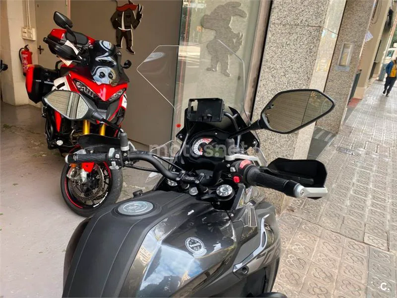 Benelli TRK 502 – Vista 5