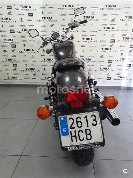 Honda VT 750 S – Vista 4
