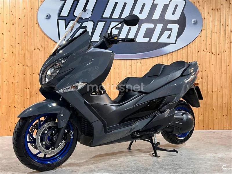 Suzuki Burgman 400 – Vista 3