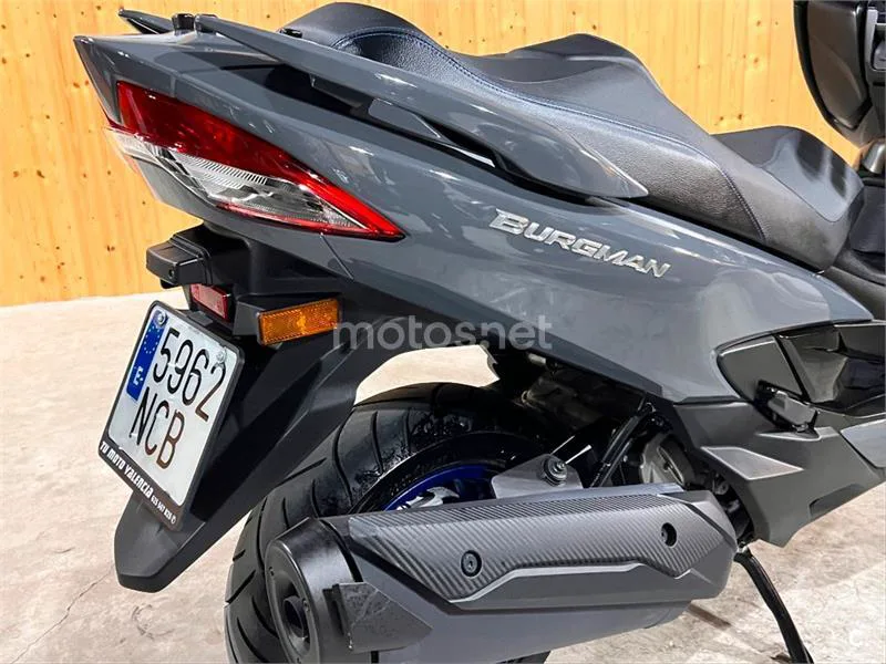 Suzuki Burgman 400 – Vista 60