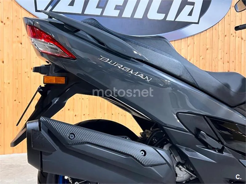 Suzuki Burgman 400 – Vista 7