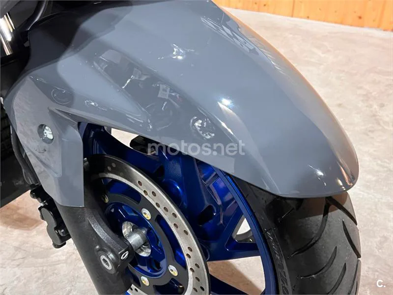 Suzuki Burgman 400 – Vista 10