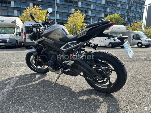 Triumph Street Triple 765 9300 € 2023 Navarra