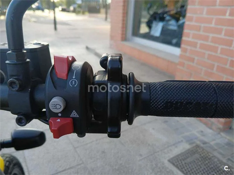 Ducati Scrambler – Vista 13