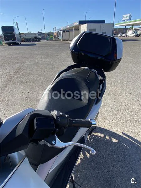 Honda Forza – Vista 7