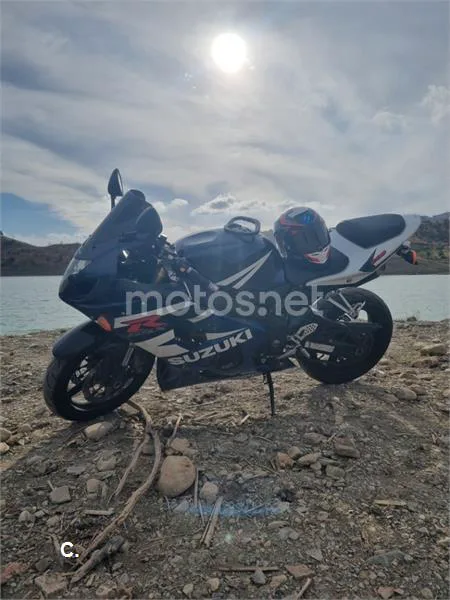 Suzuki GSX R600 – Vista 2