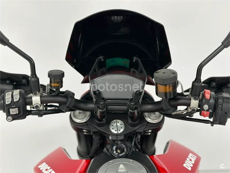 Ducati Hypermotard – Vista 11