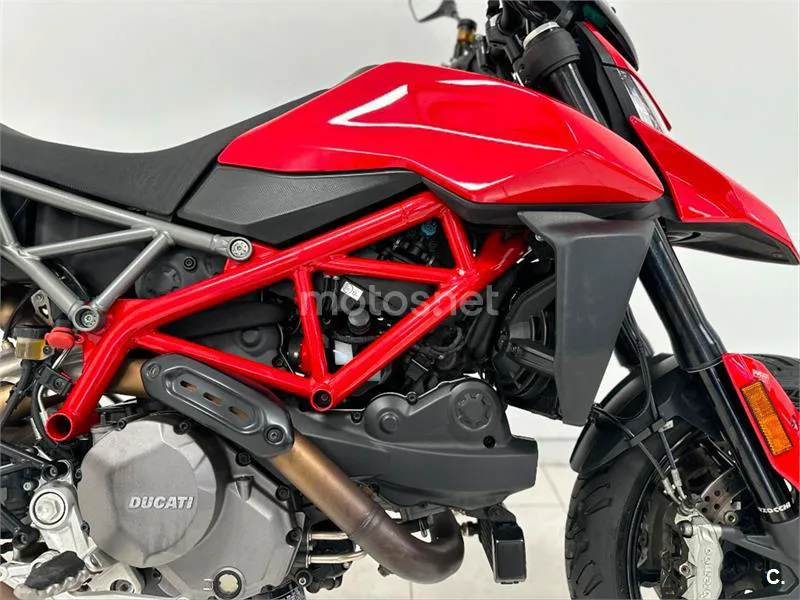Ducati Hypermotard – Vista 16