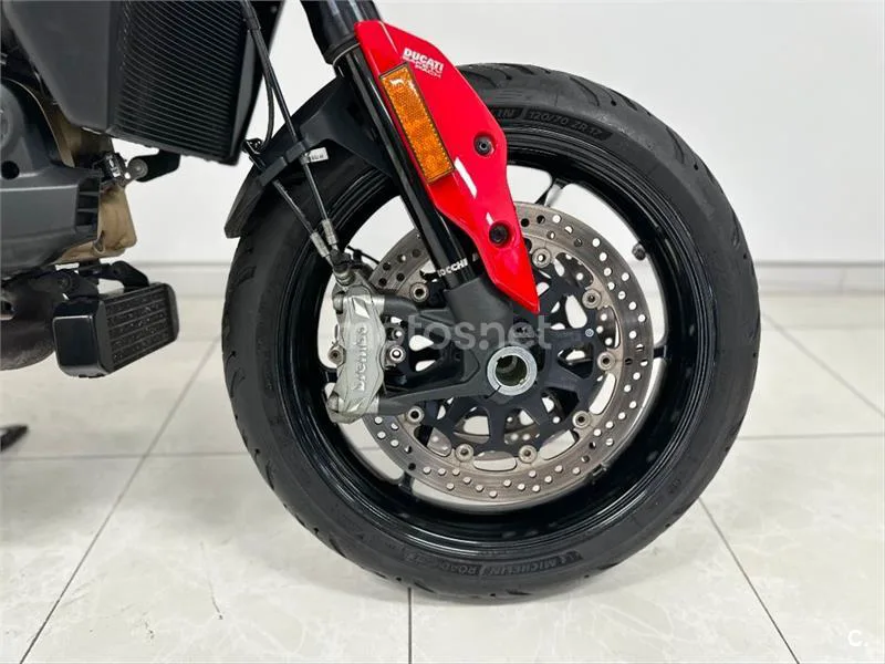 Ducati Hypermotard – Vista 18