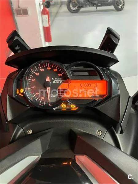 BMW C 650 GT – Vista 7
