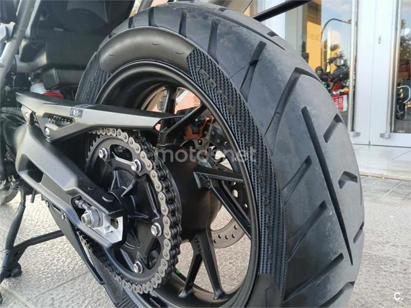 Triumph Tiger 900 – Vista 20