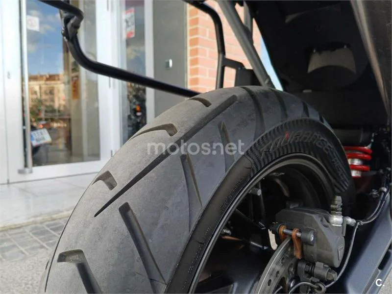 Triumph Tiger 900 – Vista 4