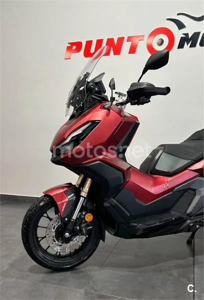 Honda ADV 350 – Vista 4