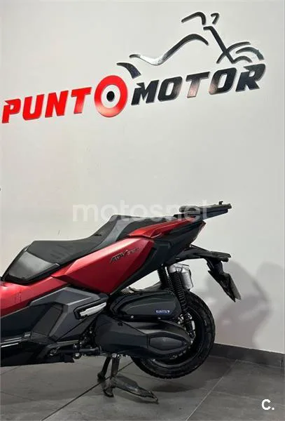 Honda ADV 350 – Vista 10