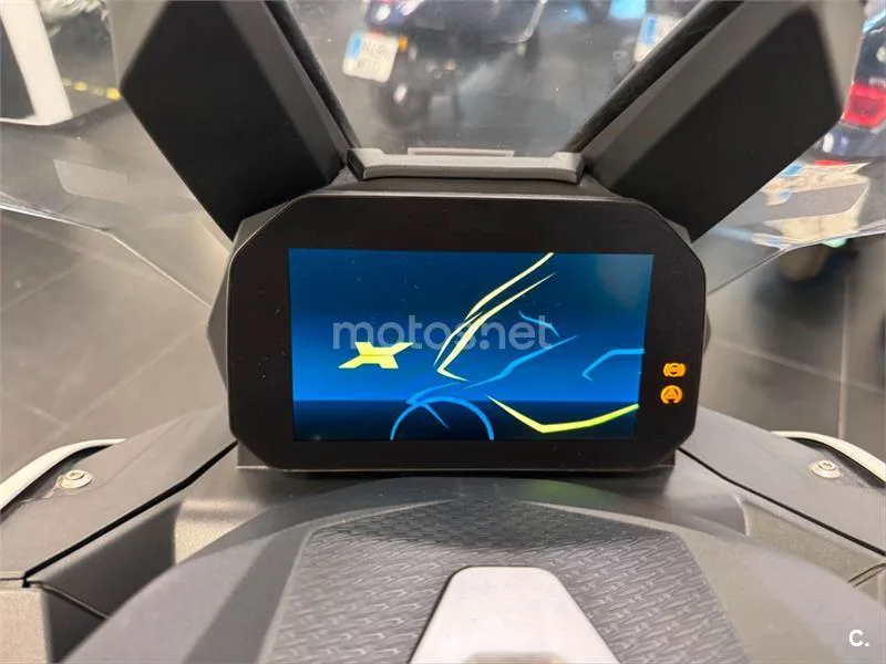 BMW C 400 X – Vista 3