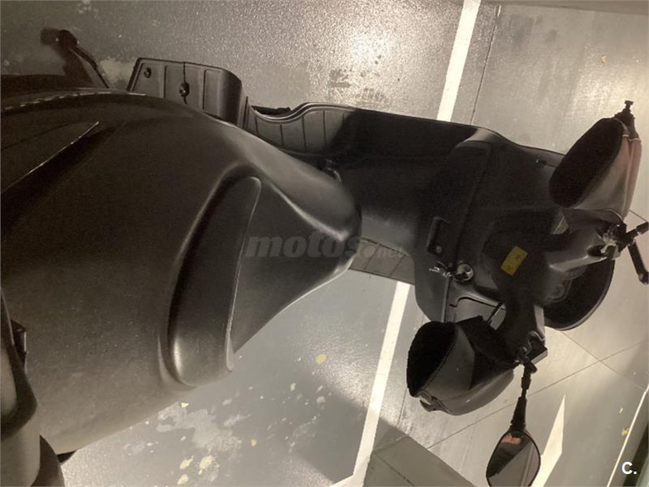 Suzuki BURGMAN 125 – Vista 3