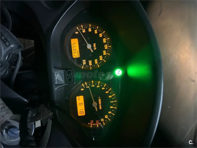 Honda CBF 600S – Vista 2