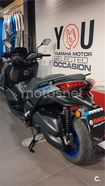 Yamaha XMAX 300 – Vista 20