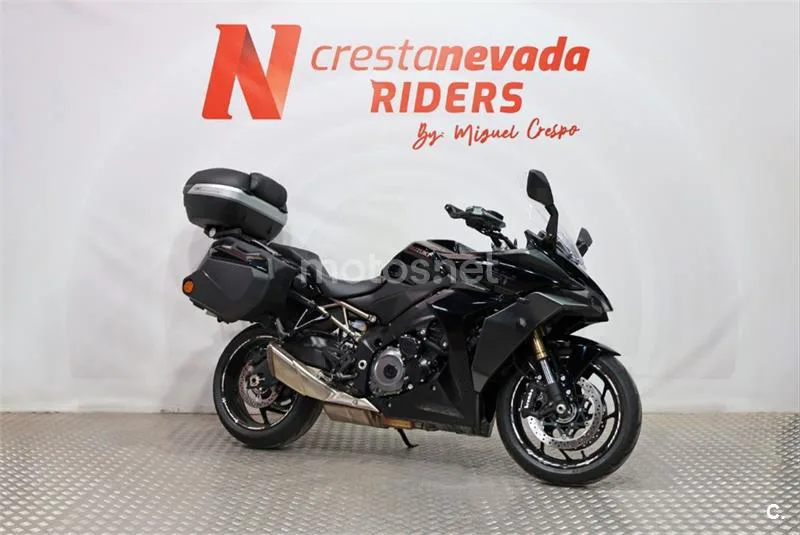 Suzuki GSX-S – Vista 6