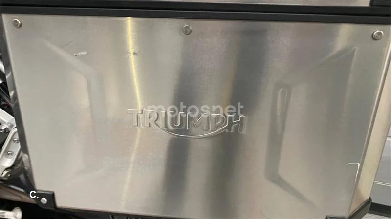 Triumph Tiger 1200 GT – Vista 11