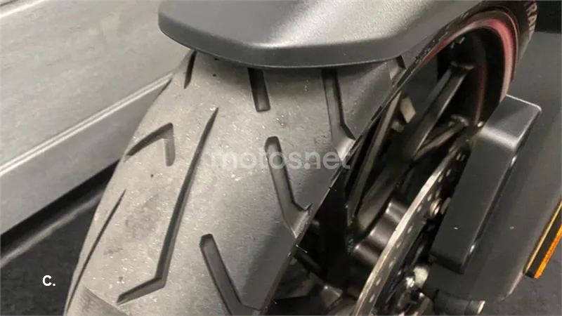 Triumph Tiger 1200 GT – Vista 17