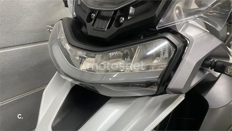 Triumph Tiger 1200 GT – Vista 18